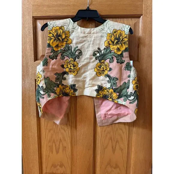 FARM Rio Delicate Flower Arabesque Linen Top - Size M - Picture 4 of 5